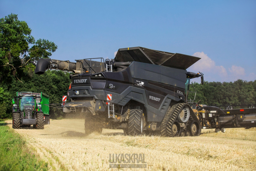 IDEAL 9T DEMO Tour- lukaskralphoto.cz 9